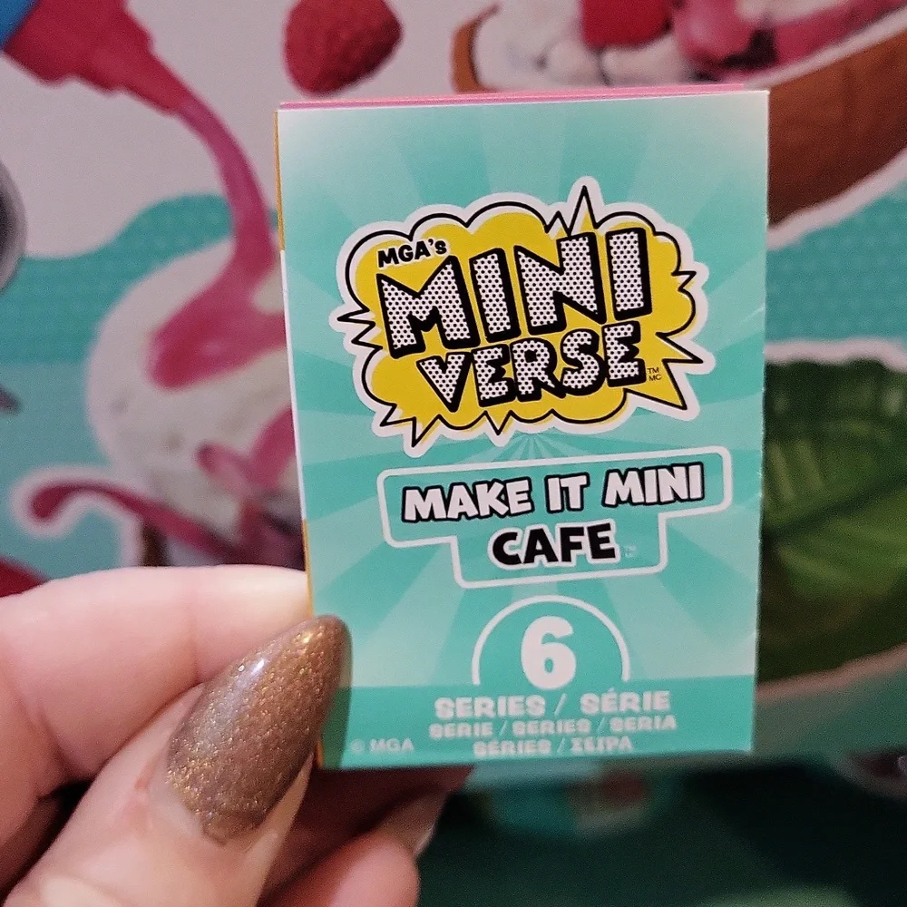 Miniverse Make It Mini Cafe Cannoli